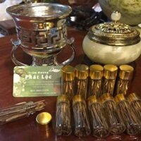 Sánh hút thuốc trầm hương