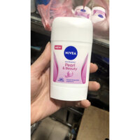 Sáp lăn nách Nivea