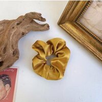 Scrunchies dây cột tóc lụa đơn sắc - Vàng nghệ