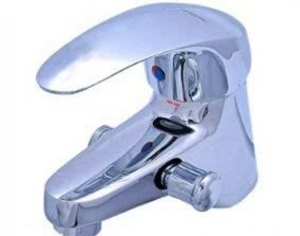 Sen liền chậu Bancoot nóng lạnh SLC 1001