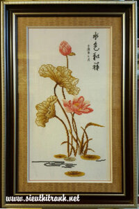 Sen vàng- tranh thêu chữ thập- TCT58