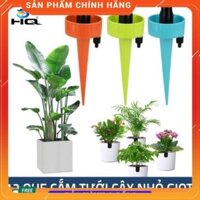 Set 12 que cắm tưới cây nhỏ giọt (gắn chai coca, pepsi, dễ dàng điều chỉnh lượng nước tưới cây cảnh) 208801-2