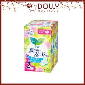Set 2 gói băng vệ sinh ngày Laurier có cánh (22 miếng/gói)