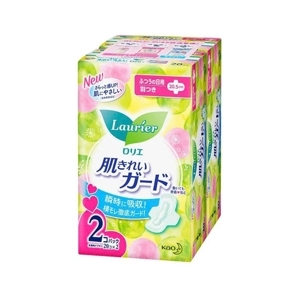 Set 2 gói băng vệ sinh ngày Laurier có cánh (22 miếng/gói)