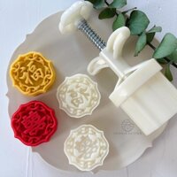 Set 2 Khuôn Làm Bánh Trung Thu 50g Bằng Nhựa abs Tiện Dụng