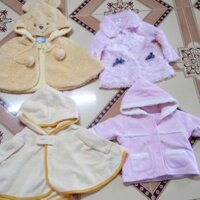 Set 4 ao khoac cho bé sz 80. Mặt hàng si mới 999 %# dành cho bé gái 9.12th. Với giá 250000k 4 cái. Màu sắc đẹp mới. Đẹp