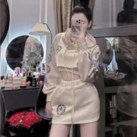 set áo croptop chân váy,áo croptop tay dài có mũ  in nhiệt mix chân váy chữ a N59