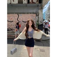 SET ÁO CROPTOP XANH BODY 2 DÂY ĐAN THẮT NƠ NGỰC PHỐI REN LAI BÈO + ÁO KHOÁC TRẮNG KEM TAY DÀI + CHÂN VÁY JEAN (TH)
