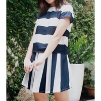 Set áo lửng và chân váy sọc trắng xanh Hers Clothes