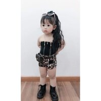 Set áo quây khoá quần short cho bé gái