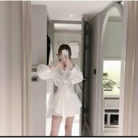 Set áo sơ mi trắng cột eo phối quần short