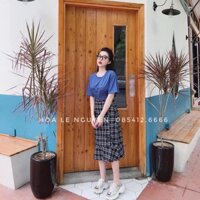 Set áo thun xanh coban mix chân váy caro