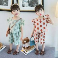 Set bộ áo sát nách chấm bi cho bé gái dễ thương