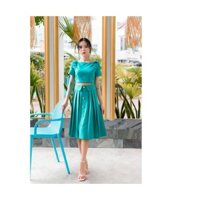 Set bộ  chân váy xếp ly và áo croptop xanh thiết kế MOON 1992