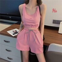 sét bộ croptop 3 lỗ và quần short thắt chun dây rút friend, có những 4 màu để lựa chọn nha