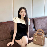 Set Bộ Đồ Nữ Thiết Kế Áo Lệch Vai Phối Bèo Trắng Gắn Nơ + Quần Short Dáng Tiểu Thư