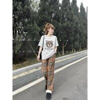 Set bộ hottrend nữ, set áo gấu burberry tay ngắn phối quần ống suông dài kẻ soc nâu cực dễ thương cho nầng đi chơi, cafe