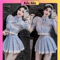 Set Bộ Sọc Xanh Dương Áo Sơ Mi Croptop Viền Ren Trắng Tay Ngắn Túi Miu + Chân Váy Xếp Ly Xoè Viền Ren Có Lót Quần