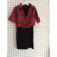 SET BODY + ÁO SƠ MI CROPTOP CỘT