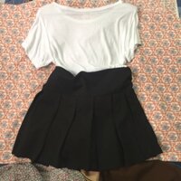 Set chân váy + áo phông trắng