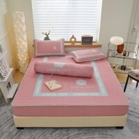 Sét Chiếu Bọc Chun Chanel Coco phiên bản Plus , Bộ Chiếu Điều Hòa Cao Cấp Loại A (Tặng Kèm Gối Ôm )