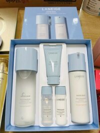 Set dưỡng da chuyên dưỡng ẩm và chống lão hóa của Laneige Water Bank Blue Hyaluronic