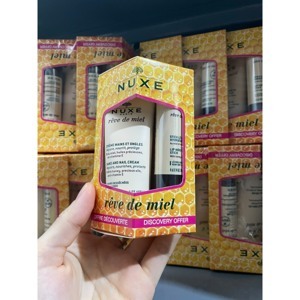 Set dưỡng da tay và môi Nuxe Reve De Miel