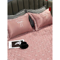 Set Ga Gối Phi Lụa Chun Bọc Đệm Trần Bông Thêu Nơ Theo Phong Cách COQUETTE CORE