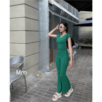 Set gân gồm áo tay ngắn cổ V vạt nhọn mix quần dài lưng thun