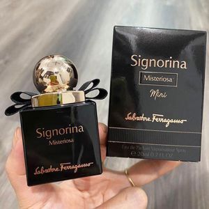 Nước hoa mini Signorina Misteriosa