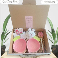 Set quà tặng bằng gốm sứ (2 chén sứ, 1 muỗng sứ , 1 móc khóa, 1 thiệp), gốm sứ cao cấp Bát Tràng, quà tặng ý nghĩa