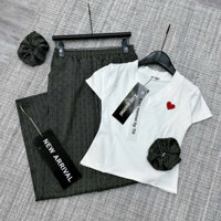 Set Quần Ống Rộng Hoạ Tiết Tim Mix Áo Babytee Cổ Tim thêu Tặng Kèm Buộc Tóc