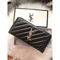 Set túi kèm ví hàng trưng bày