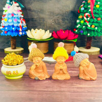 Set Tượng Phật 3 Chú Tiểu An Nhiên Yêu Đời Trang Trí Taplo Xe Ô Tô Trưng Bày