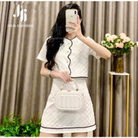 Sét váy nữ trắng gấm xốp viền sóng tiểu thư, áo cộc tay phối khuy ngọc chân váy chữ a dễ thương Julie