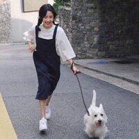 Sét Váy Yếm Kaki Đen Áo Phông Trắng Dáng Rộng Tay Lỡ X016