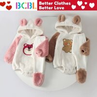 Setquàn dài + áo liền quần BCBL có mũ trùm đầu vải nhung 2 mặt in hình gấu dễ thương cho bé 0-24 tháng (có bán lẻ)