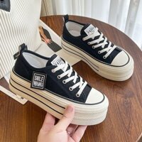 [Shop Hot Sale] Giày vải đế dày nữ mùa xuân hè 2025 Phong cách mới Phiên bản Hàn Quốc Giày thể thao cổ thấp có dây buộc nhỏ Giày trắng bán chạy 1JAV