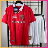 Shopaobongda.net Bộ Quần Áo Bóng Đá CLB Manchester United màu đỏ phong cách Retro - Áo Mu 1999 .