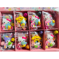 sỉ hộp 32 móc khoá chuông labubu . hello kitty siêu xinh