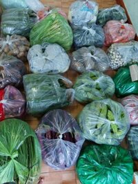 Sỉ rau củ đà lạt: hành lá :8k ,cà rốt:13,khoai tây:12,củ cải:4k ,dưa leo:7k,cà tím:7k