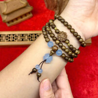 Sỉ vòng đeo tay trầm Mộc Cát Tường 6li 108h kèm cỏ bằng đá và sen phong thuỷ