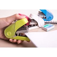 [Siêu nhẹ] Dập ghim trợ lực Max HD-10 FL3K - Bấm kim số 10, bấm được 32 tờ , làm phẳng chân kim