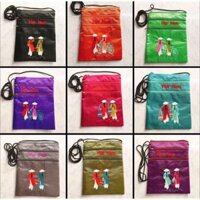 Siêu saleTúi đựng điện thoại thêu 3 cô gái Việt Nam
