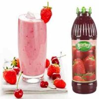 Sinh tố Osterberg Dâu Strawberry Crush Đan Mạch thùng 12 chai 1 lít