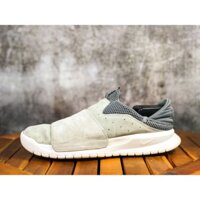 (Size 41) Giày Thể Thao Chính Hãng 2hand NIKE BENASSI SLP SLIP ON `