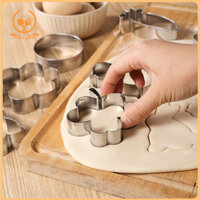 Smbcgdm Máy cắt bánh quy đa năng 10 chiếc Bộ cắt bánh quy bằng thép không gỉ cho bánh Bánh quy Bánh quy Bánh mì kẹp Trứng thỏ Hình hoa Khuôn nướng Bánh phô mai Máy thái lát Muffin cho Đông Nam