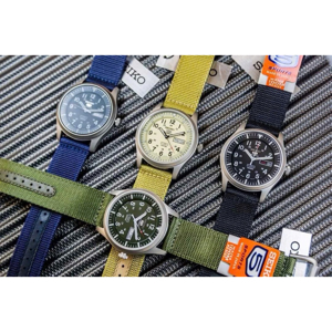 Đồng hồ nam Seiko SNZG15K1