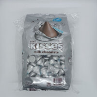 Sô cô la Hershey Kisses Milk Chocolate 1.58kg