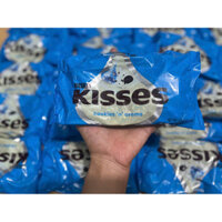 Socola (9/2025) hershey's kisses 315g cookies 'n' creme màu xanh hàng Mỹ